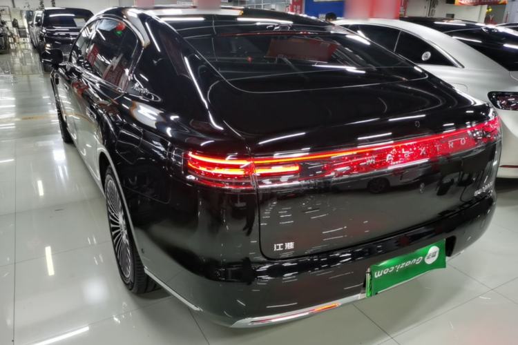 Used Hima S800 2025 Model, Range-Extended Starlight Premium Edition, 5 Seats Rear Left 45 Deg