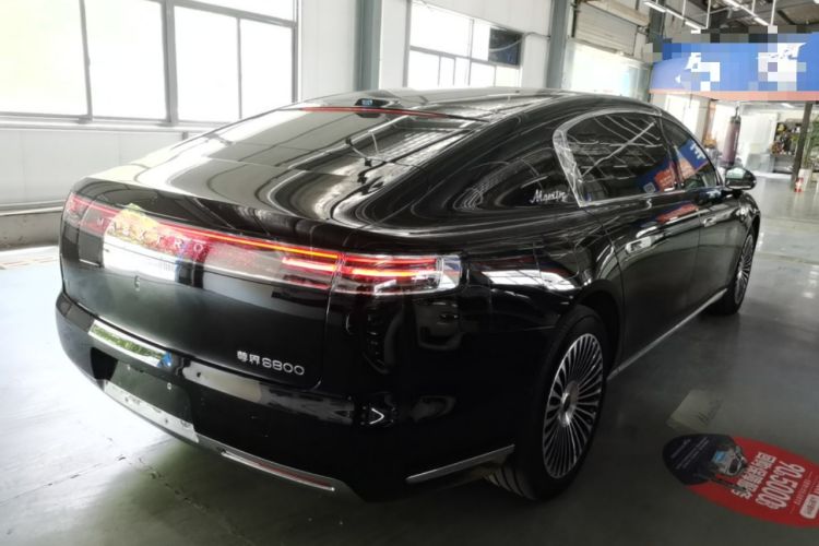 Used Hima S800 2025 Model, Range-Extended Starlight Premium Edition, 5 Seats Rear Right 45 Deg