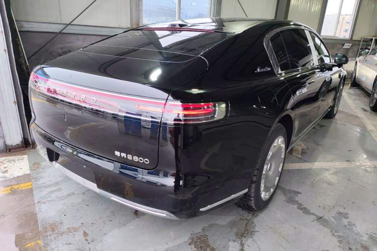 Used Hima S800 2025 Model, Range-Extended Starlight Executive Edition, 4 Seats Rear Right 45 Deg