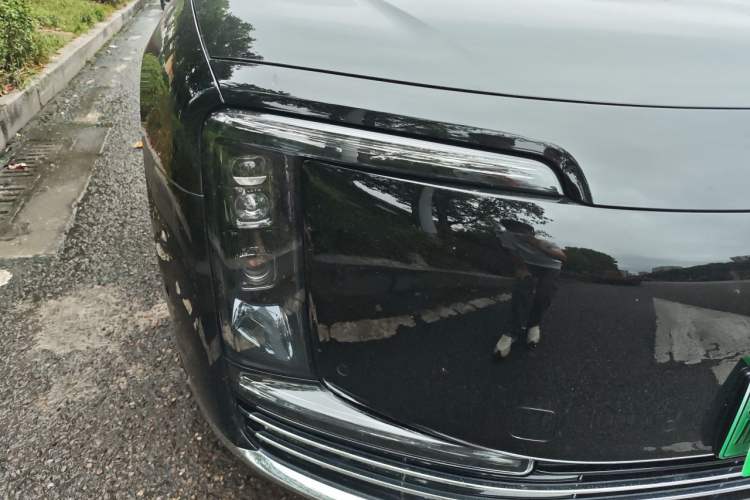 Used Hima S800 2025 Model, Range-Extended Starlight Executive Edition, 4 Seats Right Front Headlight