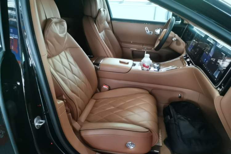 Used Hima S800 2025 Model, Range-Extended Starlight Premium Edition, 5 Seats Right Front Seat