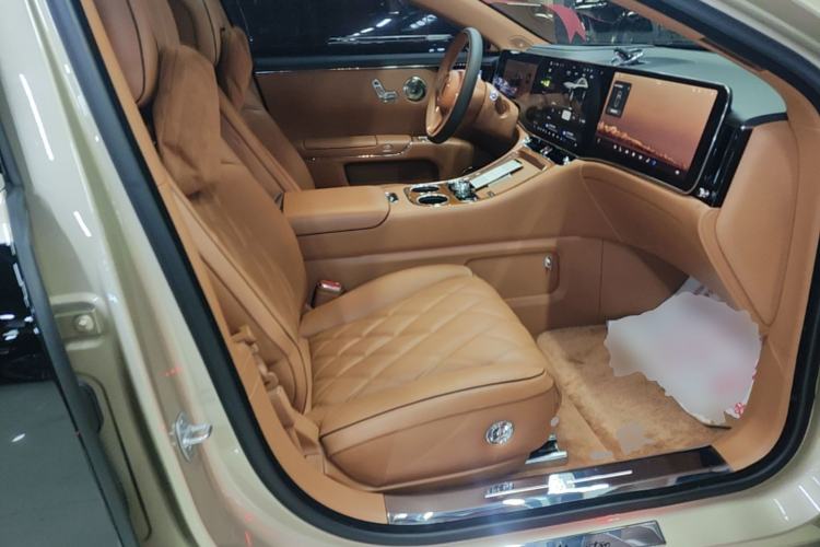 Used Hima S800 2025 Model, Range-Extended Starlight Executive Edition, 4 Seats Right Front Seat