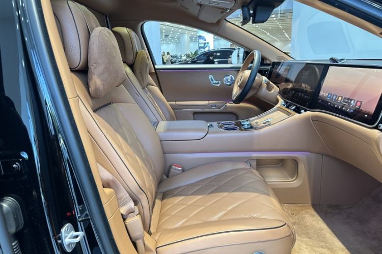 Used Hima S800 2025 Model, Range-Extended Starlight Executive Edition, 4 Seats Right Front Seat