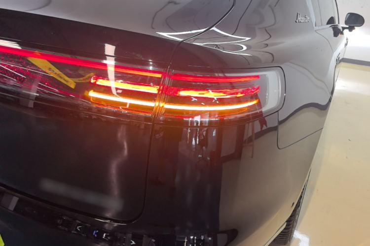 Used Hima S800 2025 Model, Pure Electric Starlight Premium Edition, 5 Seats Right Rear Taillight