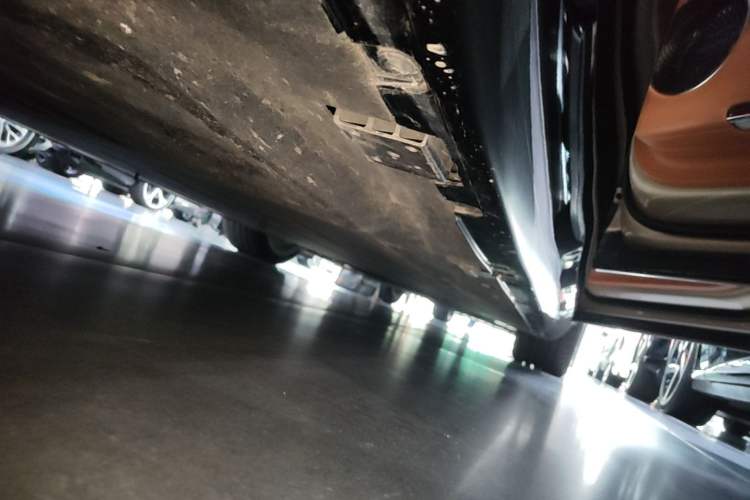 Used Hima S800 2025 Model, Range-Extended Starlight Executive Edition, 4 Seats Right Side Sill