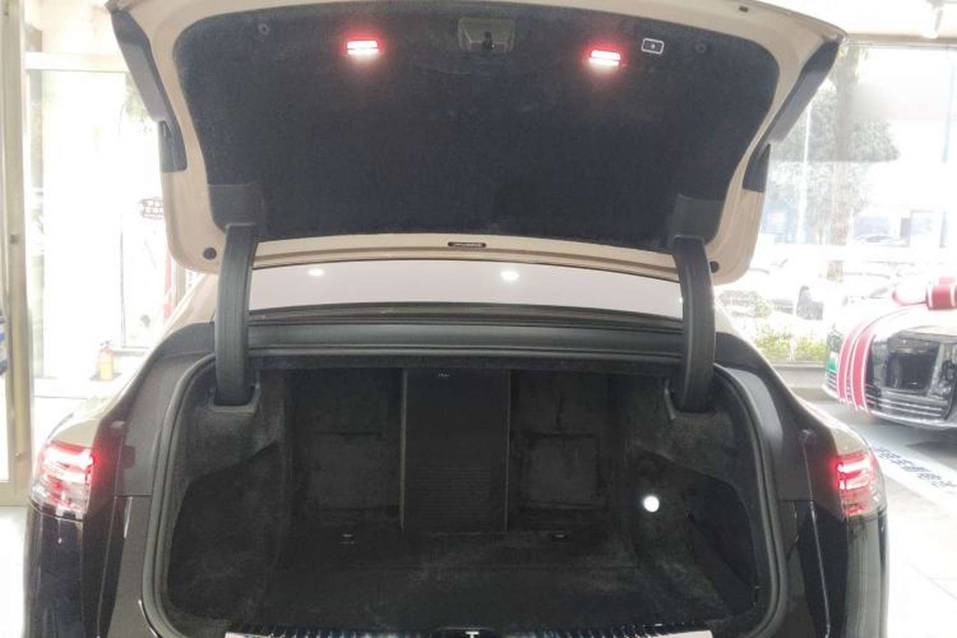 Used Hima S800 2025 Model, Range-Extended Starlight Prestige Edition, 5 Seats Trunk