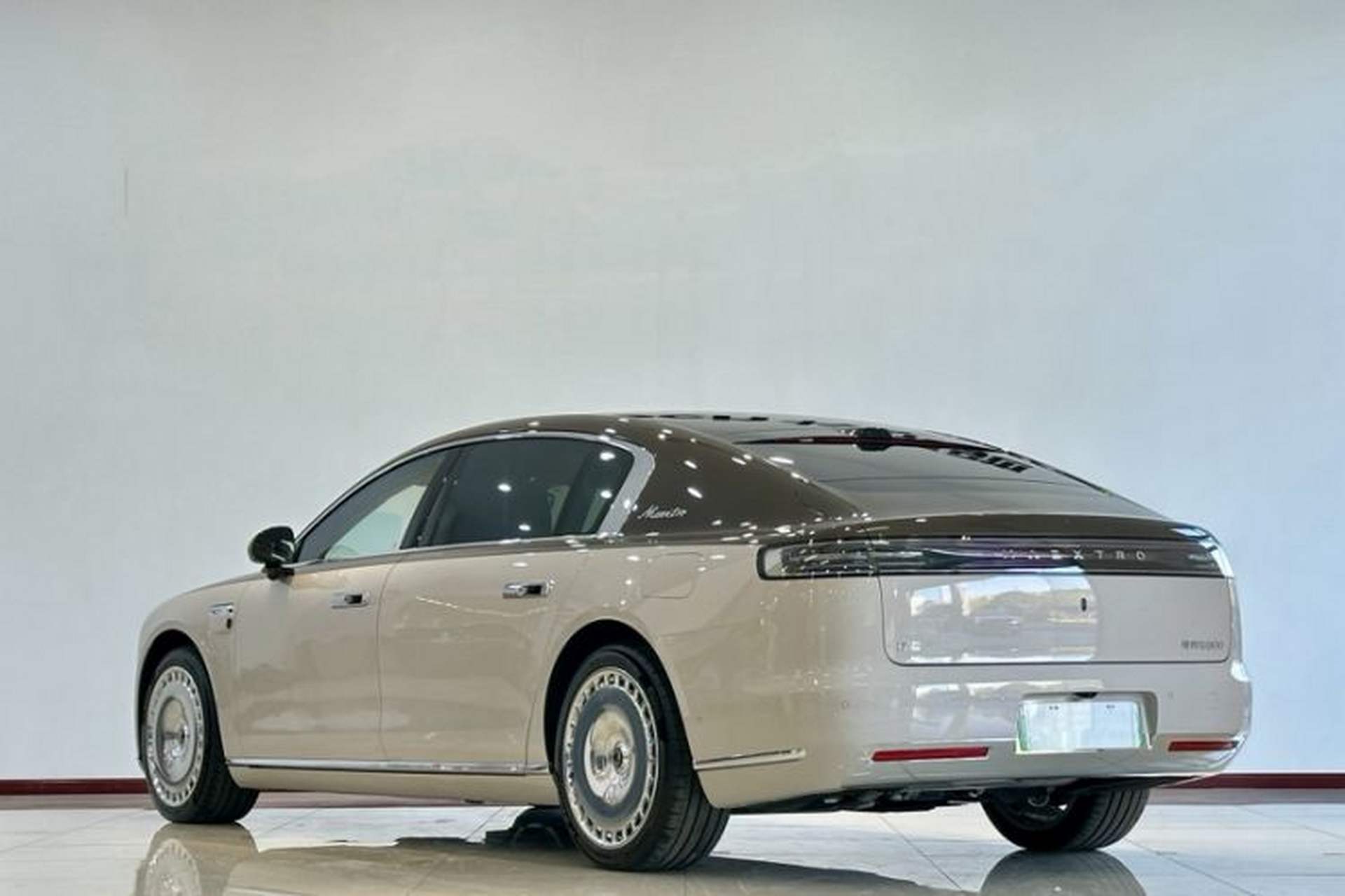 Used Hima S800 2025 Model, Range-Extended Starlight Executive Edition, 4 Seats Exterior 2
