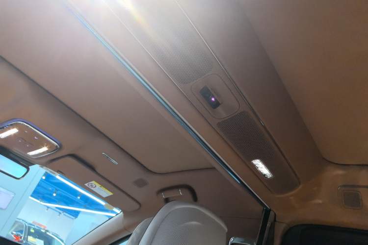 Used Hima S800 2025 Model, Range-Extended Starlight Executive Edition, 4 Seats Interior 6