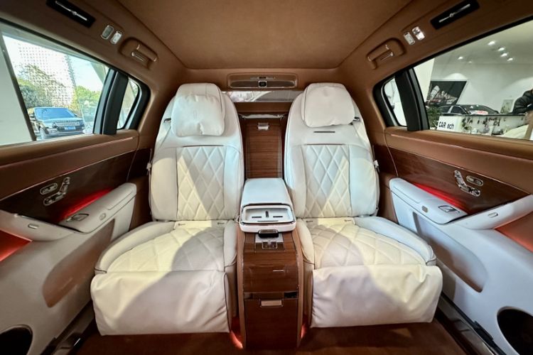 Used Hima S800 2025 Model, Range-Extended Starlight Executive Edition, 4 Seats Interior 8