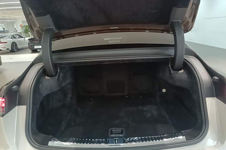 Used Hima S800 2025 Model, Range-Extended Starlight Executive Edition, 4 Seats Trunk