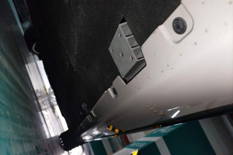 Used Hima S800  Chassis Rear Right
