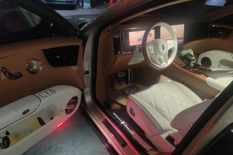 Used Hima S800 2025 Model, Range-Extended Starlight Executive Edition, 4 Seats Driver Seat