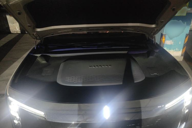 Used Hima S800 2025 Model, Range-Extended Starlight Executive Edition, 4 Seats Engine Bay