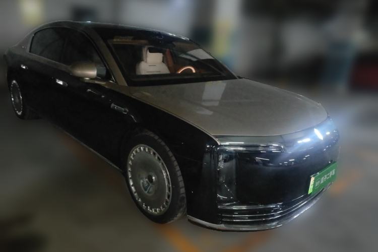 Used Hima S800 2025 Model, Range-Extended Starlight Executive Edition, 4 Seats Front Right 45 Deg