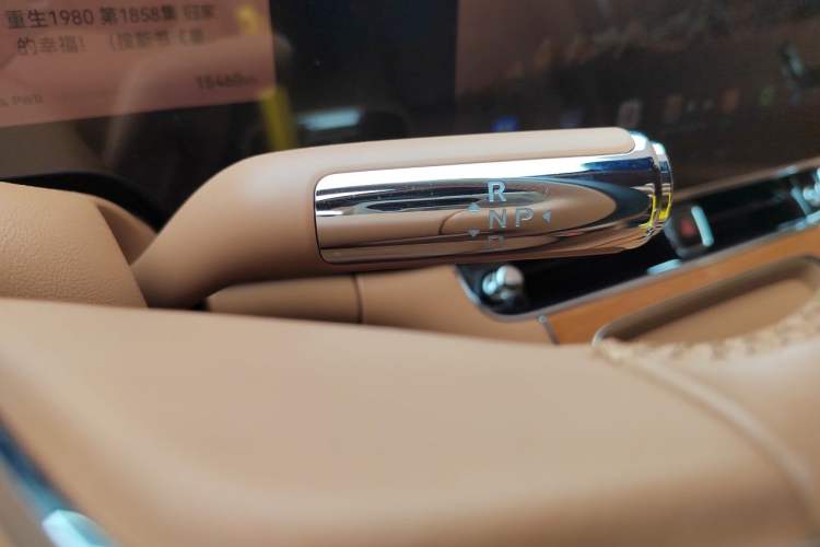 Used Hima S800 2025 Model, Range-Extended Starlight Executive Edition, 4 Seats Gear Lever