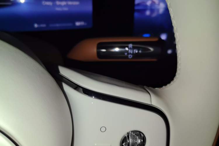 Used Hima S800 2025 Model, Range-Extended Starlight Executive Edition, 4 Seats Gear Lever