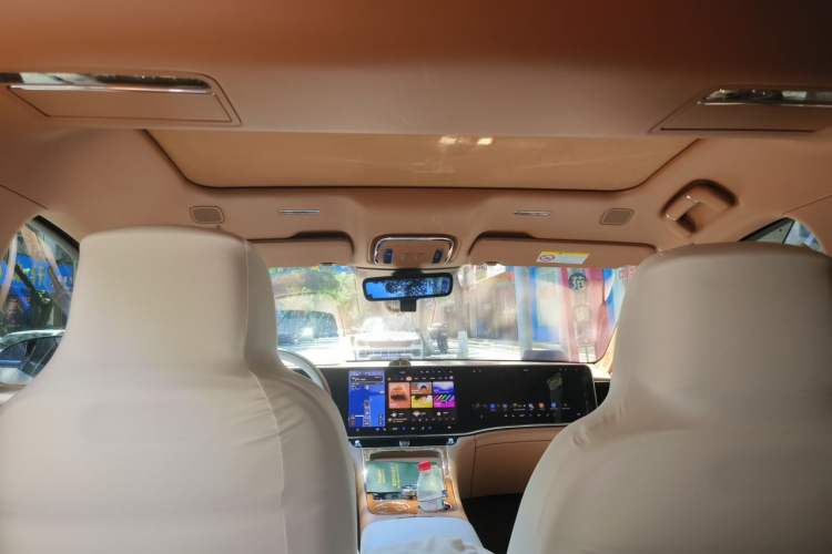 Used Hima S800 2025 Model, Range-Extended Starlight Premium Edition, 5 Seats Headliner