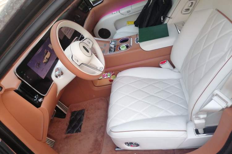 Used Hima S800 2025 Model, Range-Extended Starlight Executive Edition, 4 Seats Left Front Seat