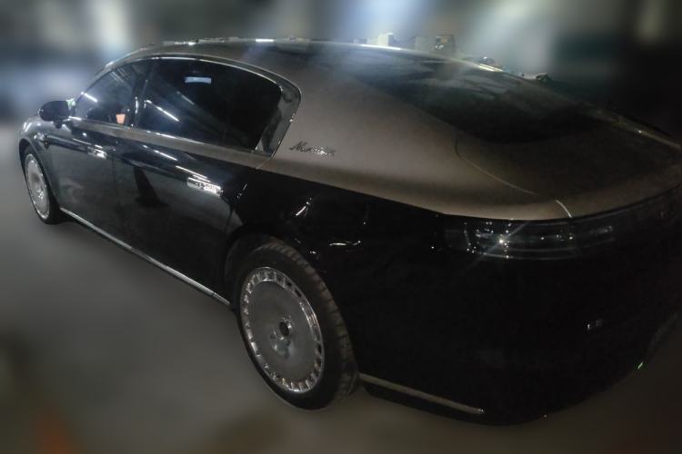 Used Hima S800 2025 Model, Range-Extended Starlight Executive Edition, 4 Seats Rear Left 45 Deg
