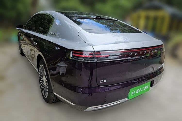 Used Hima S800 2025 Model, Range-Extended Starlight Executive Edition, 4 Seats Rear Left 45 Deg
