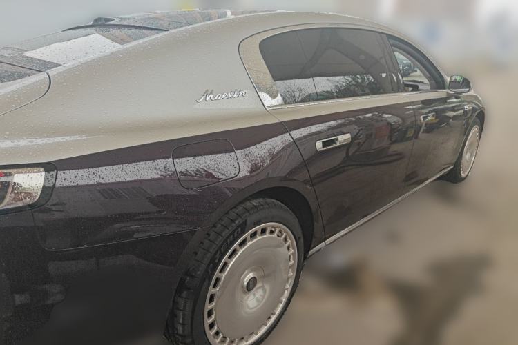 Used Hima S800 2025 Model, Range-Extended Starlight Executive Edition, 4 Seats Rear Right 45 Deg
