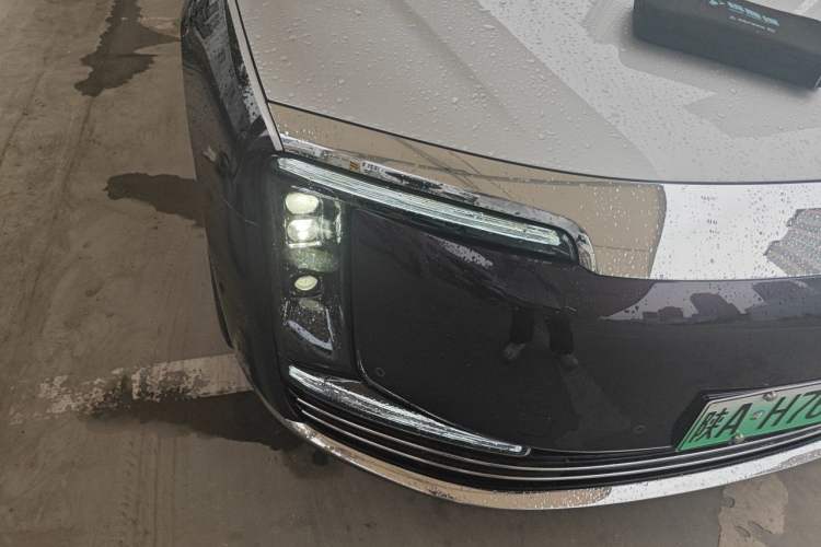 Used Hima S800 2025 Model, Range-Extended Starlight Executive Edition, 4 Seats Right Front Headlight