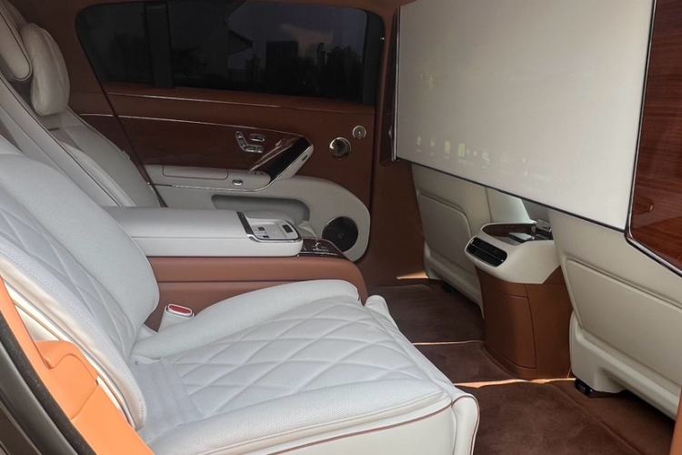 Used Hima S800 2025 Model, Range-Extended Starlight Executive Edition, 4 Seats Interior 12