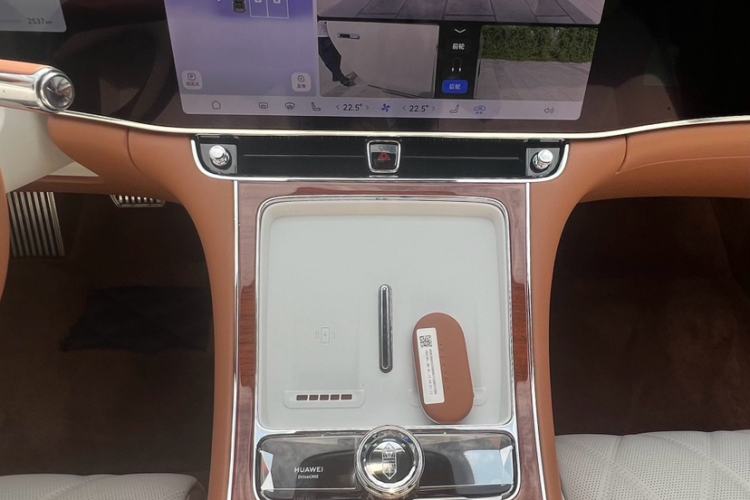 Used Hima S800 2025 Model, Range-Extended Starlight Executive Edition, 4 Seats Interior 9