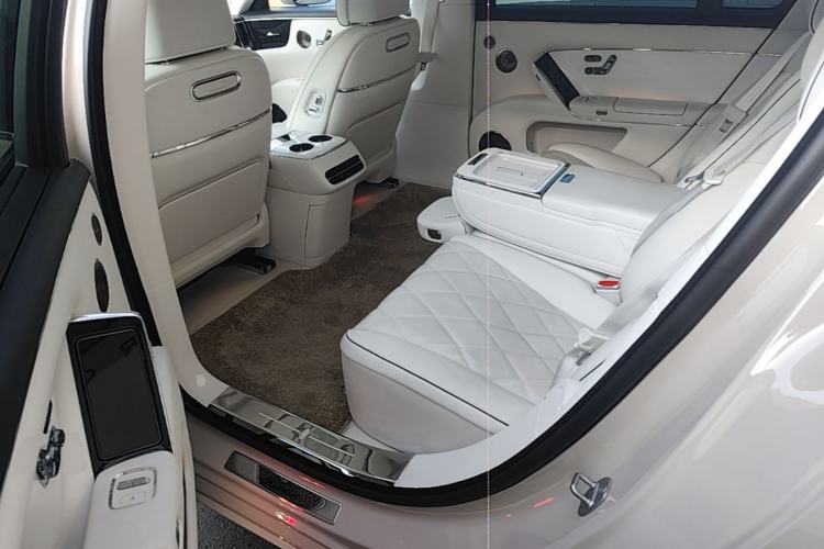Used Hima S800 2025 Model, Range-Extended Starlight Premium Edition, 5 Seats Left Rear Seat