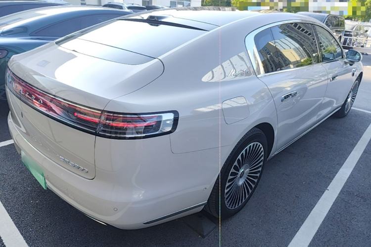 Used Hima S800 2025 Model, Range-Extended Starlight Premium Edition, 5 Seats Rear Right 45 Deg