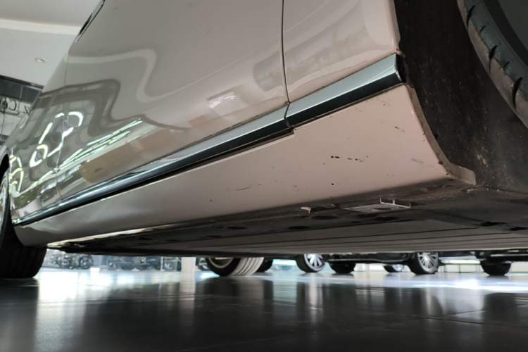 Used Hima S800 2025 Model, Range-Extended Starlight Prestige Edition, 5 Seats Chassis Front Right