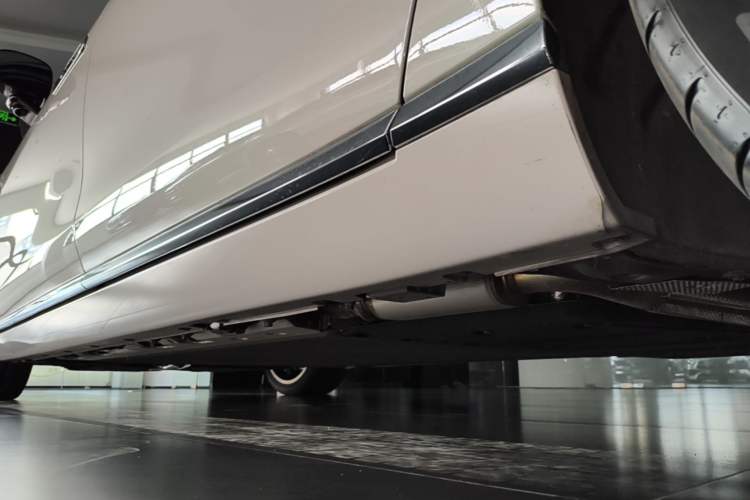 Used Hima S800 2025 Model, Range-Extended Starlight Prestige Edition, 5 Seats Chassis Rear Left