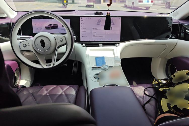 Used Hima S800 2025 Model Range-Extended Xingyao Prestige Edition 5-seater (896-line LiDAR) Center Console
