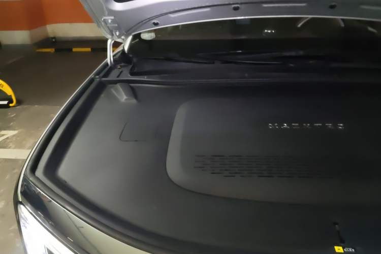 Used Hima S800 2025 Model, Range-Extended Starlight Executive Edition, 4 Seats Engine Bay Right