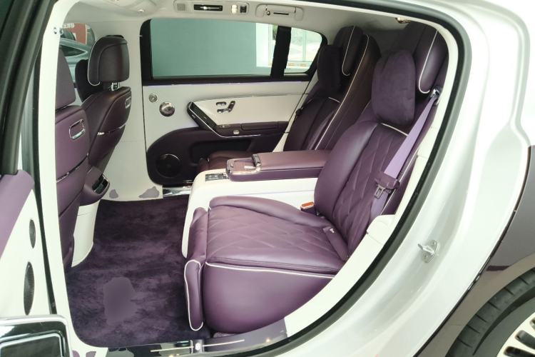 Used Hima S800 2025 Model, Range-Extended Starlight Executive Edition, 4 Seats Left Rear Seat