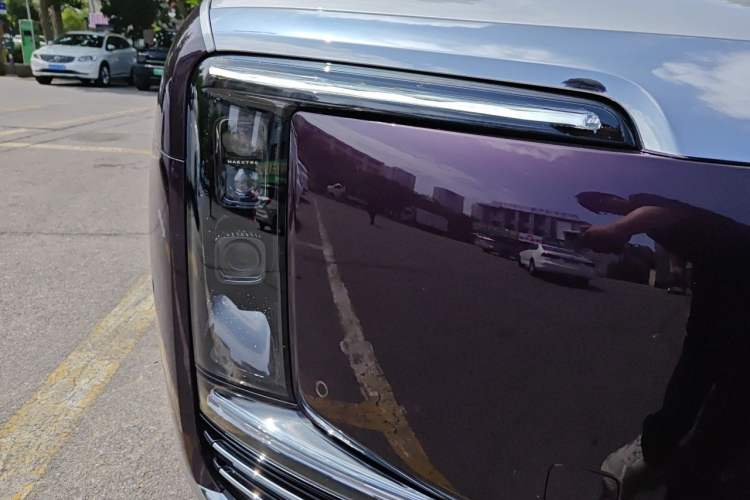 Used Hima S800 2025 Model Range-Extended Xingyao Prestige Edition 5-seater (896-line LiDAR) Right Front Headlight
