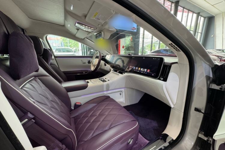 Used Hima S800 2025 Model, Range-Extended Starlight Executive Edition, 4 Seats Right Front Seat
