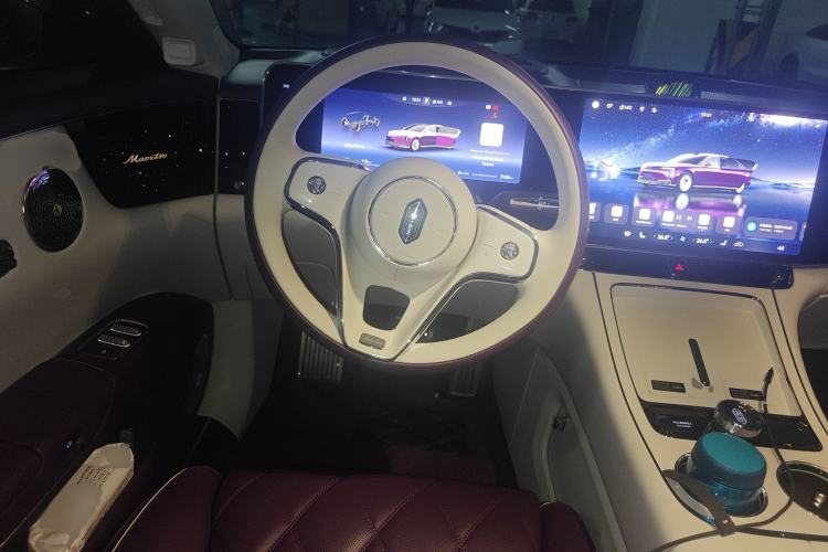 Used Hima S800 2025 Model, Range-Extended Starlight Executive Edition, 4 Seats Steering Wheel
