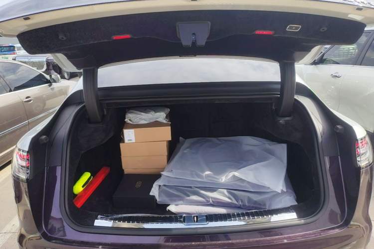 Used Hima S800 2025 Model, Range-Extended Starlight Executive Edition, 4 Seats Trunk
