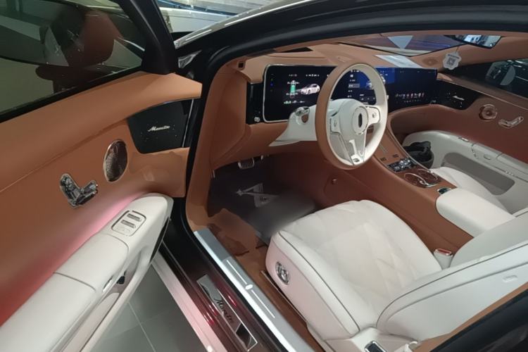 Used Hima S800 2025 Model, Range-Extended Starlight Executive Edition, 4 Seats Driver Seat