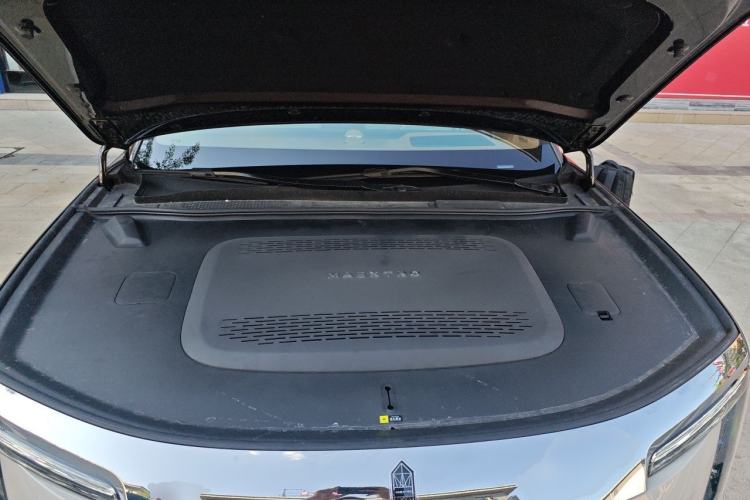 Used Hima S800 2025 Model, Range-Extended Starlight Executive Edition, 4 Seats Engine Bay