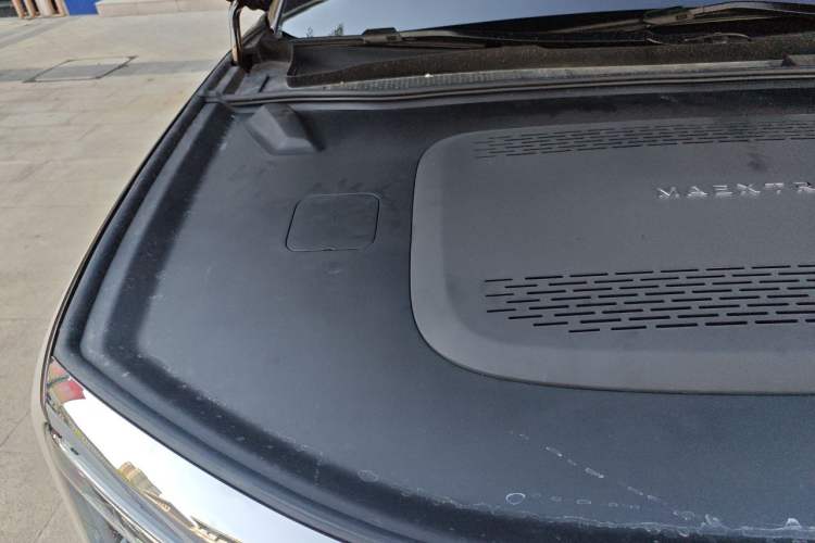 Used Hima S800 2025 Model, Range-Extended Starlight Executive Edition, 4 Seats Engine Bay Right