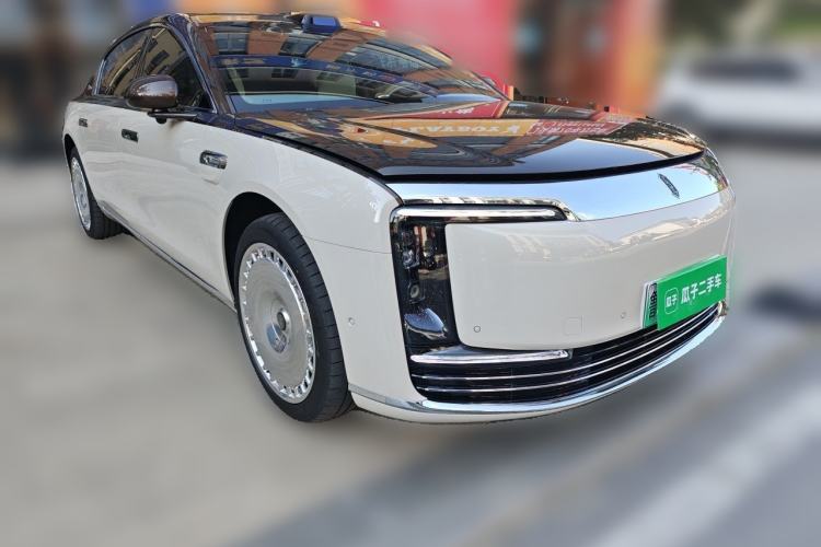 Used Hima S800 2025 Model, Range-Extended Starlight Executive Edition, 4 Seats Front Right 45 Deg