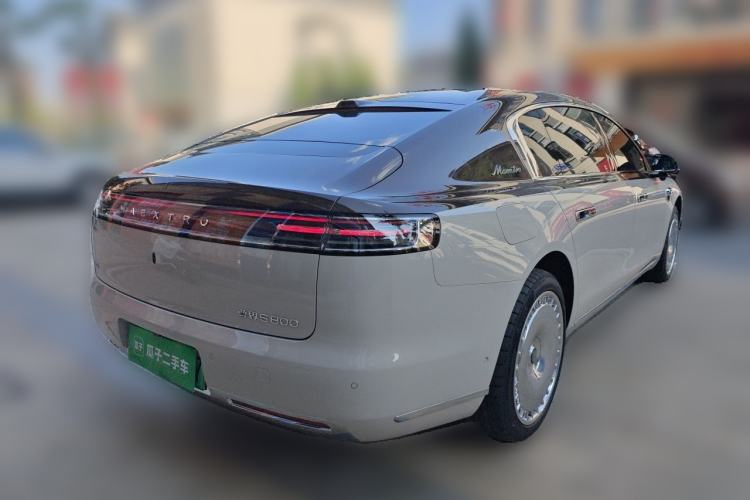 Used Hima S800 2025 Model, Range-Extended Starlight Executive Edition, 4 Seats Rear Right 45 Deg