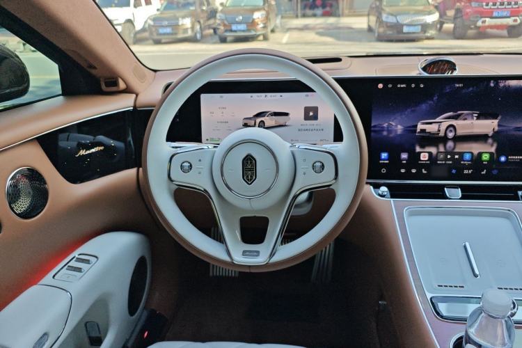 Used Hima S800 2025 Model, Range-Extended Starlight Executive Edition, 4 Seats Steering Wheel