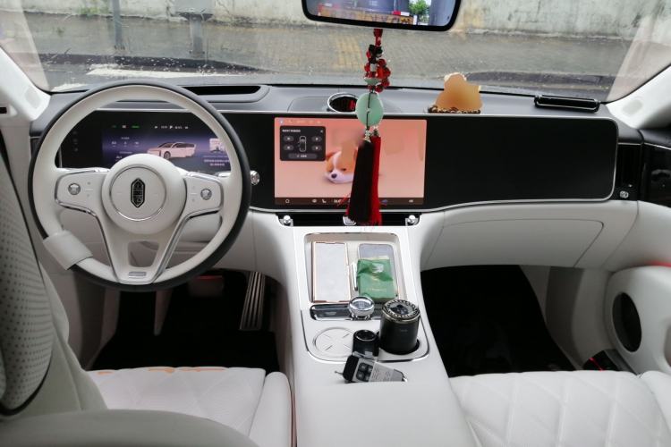 Used Hima S800 2025 Model, Range-Extended Starlight Executive Edition, 4 Seats Center Console
