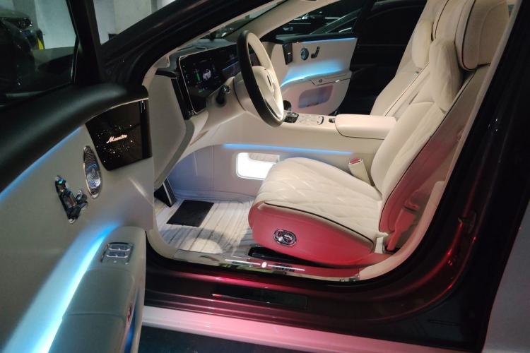 Used Hima S800 2025 Model, Range-Extended Starlight Executive Edition, 4 Seats Driver Seat