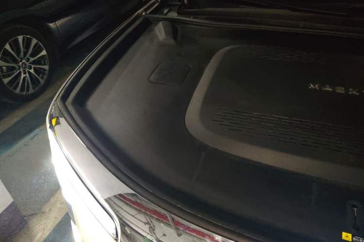 Used Hima S800 2025 Model, Range-Extended Starlight Executive Edition, 4 Seats Engine Bay Right