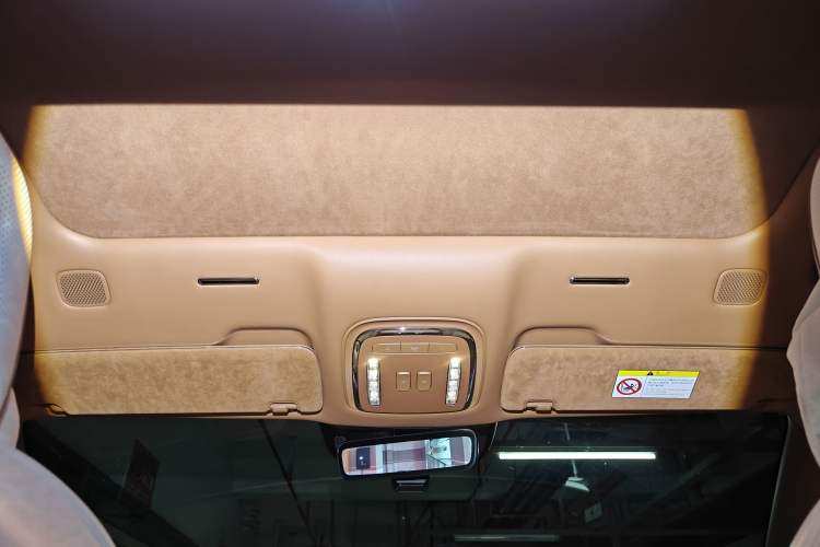 Used Hima S800 2025 Model, Range-Extended Starlight Executive Edition, 4 Seats Headliner