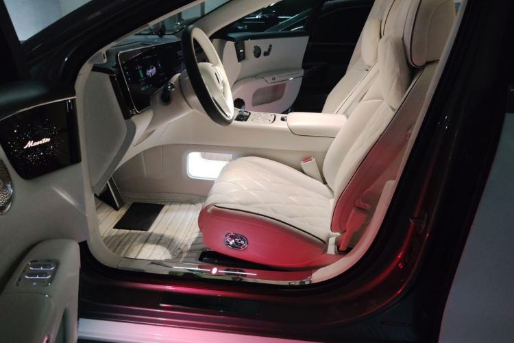 Used Hima S800 2025 Model, Range-Extended Starlight Executive Edition, 4 Seats Left Front Seat